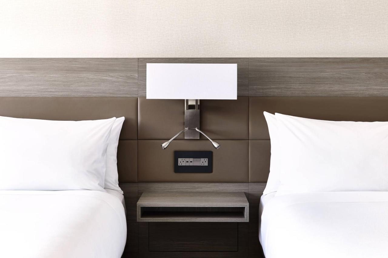 เอซี โฮเต็ล บาย แมริออท เพลสแซนตัน Hotel ภายนอก รูปภาพ